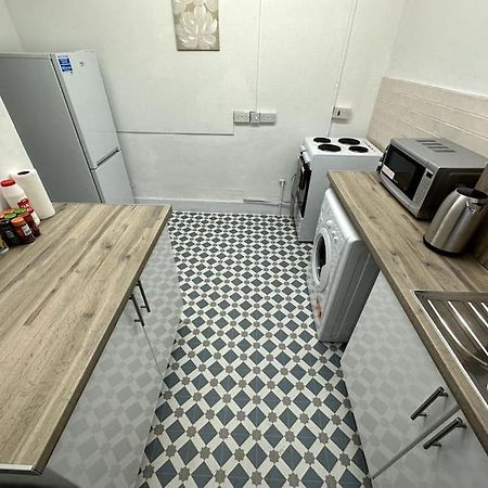 Spectacular 2 Bedroom On Tower Bridge 런던 외부 사진